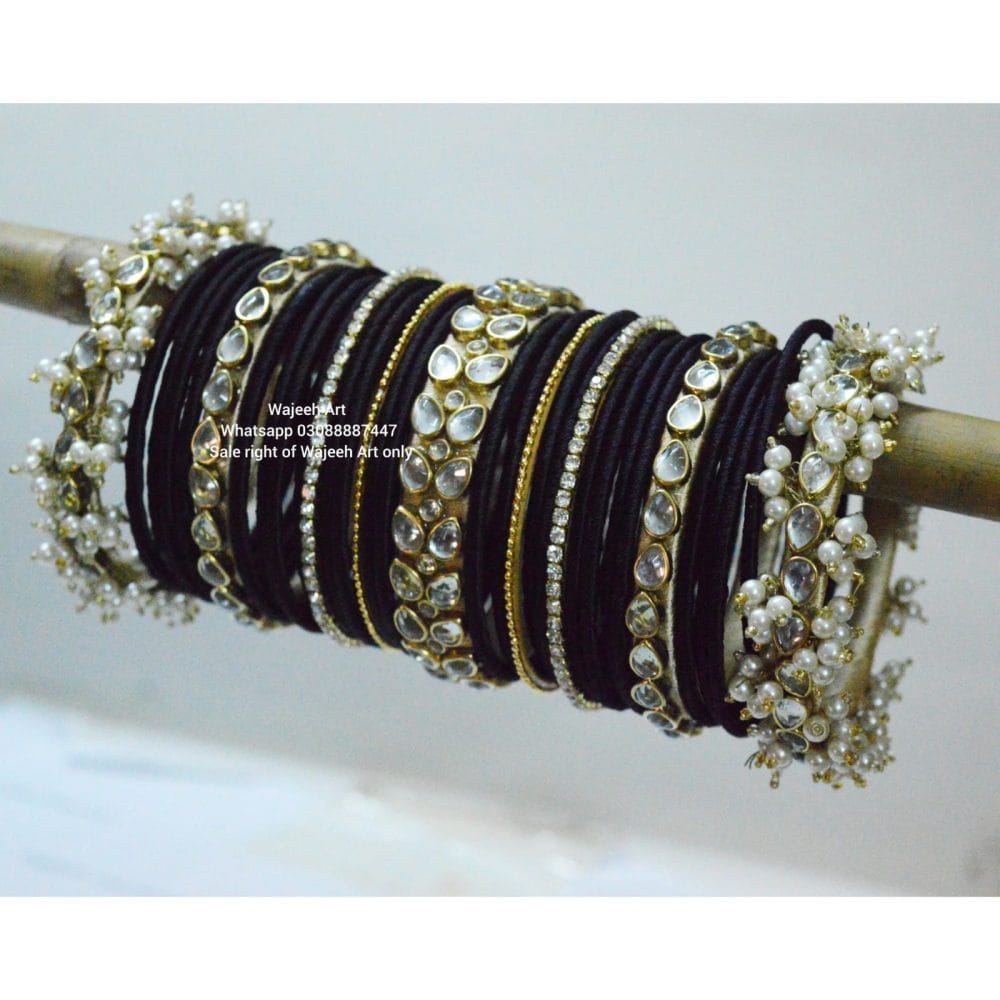 kBangle239 Black Kundan Bangle With Pearls