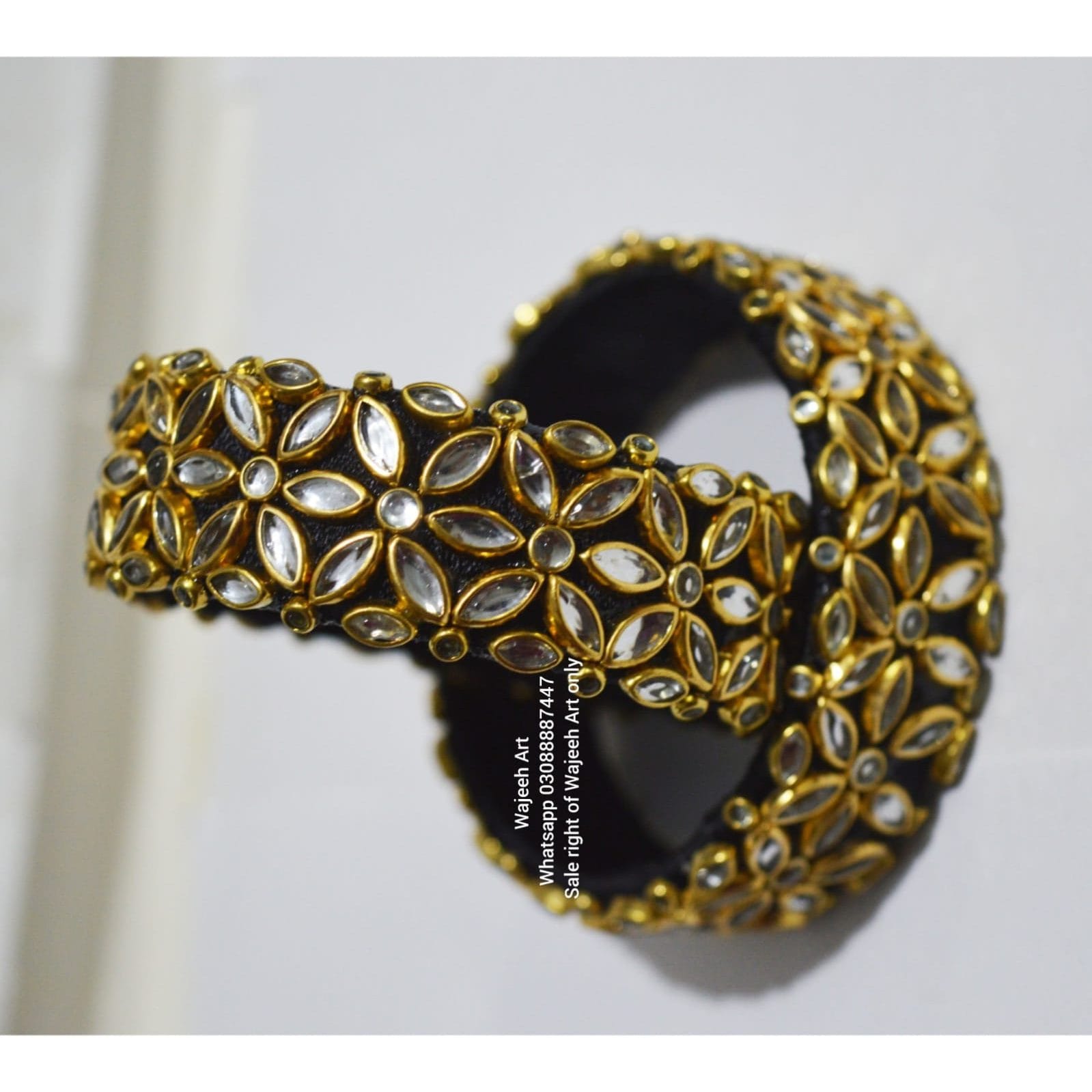 KBangle269 Pair of Black Kundan Bangles