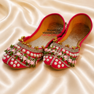Shoe22 Red Pearl & Flower Handmade Khussa