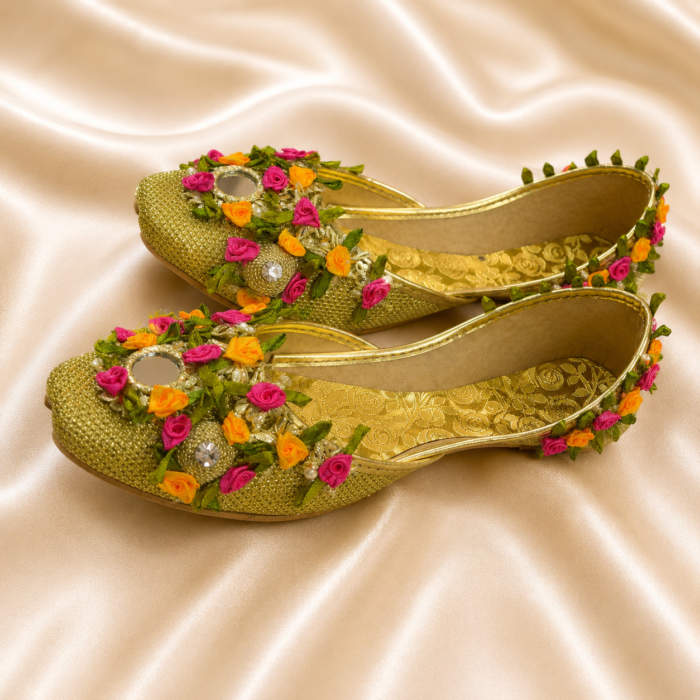 Shoe58 Golden Khussa