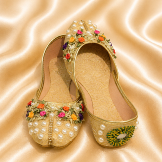 Shoe68 Golden Gota Khussa