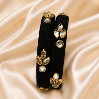KBangle135 Pair of Black Kundan Bangles