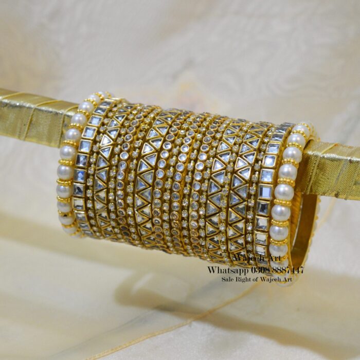 kBangle272 2200 KBangle272 Golden Kundan Bangle Set