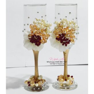 Decorative Handmade Couple Dhoodh Pilai Glass