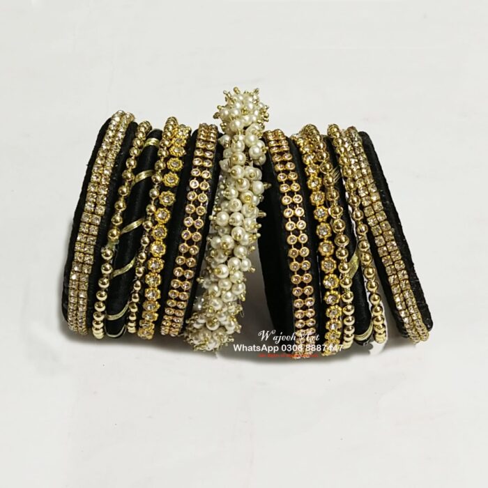 Black & Gold Kundan Bangle With Middle Kara