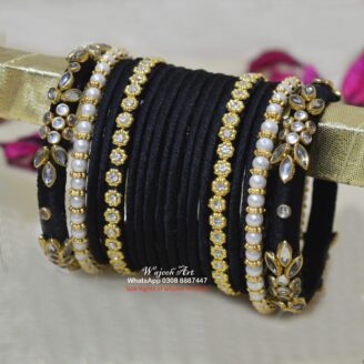 KBangle394 Simple Black Kundan Bangle Set