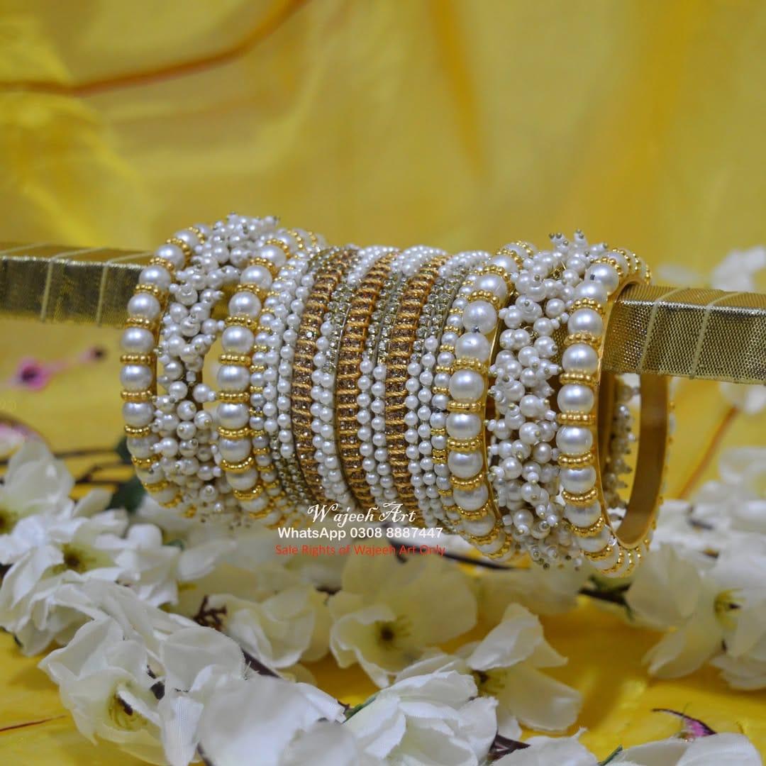 KBangle446 Zircon & Pearls Metal Bangle Set